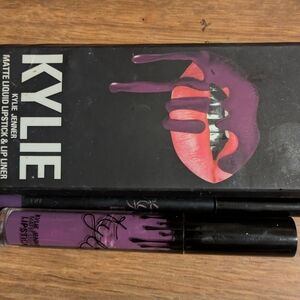 Matte Liquid Lipstick & Lip Liner - Vibrant Purple